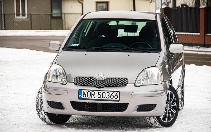 Toyota Yaris cena 10000 przebieg: 160000, rok produkcji 2005 z Łęczyca małe 562